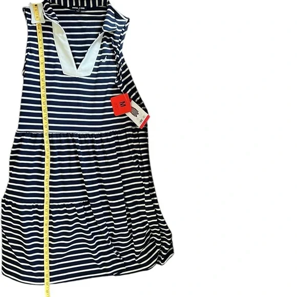 New Nautica Brand Dress with Pockets Size Medium in Navy and White - Picture 9 of 14